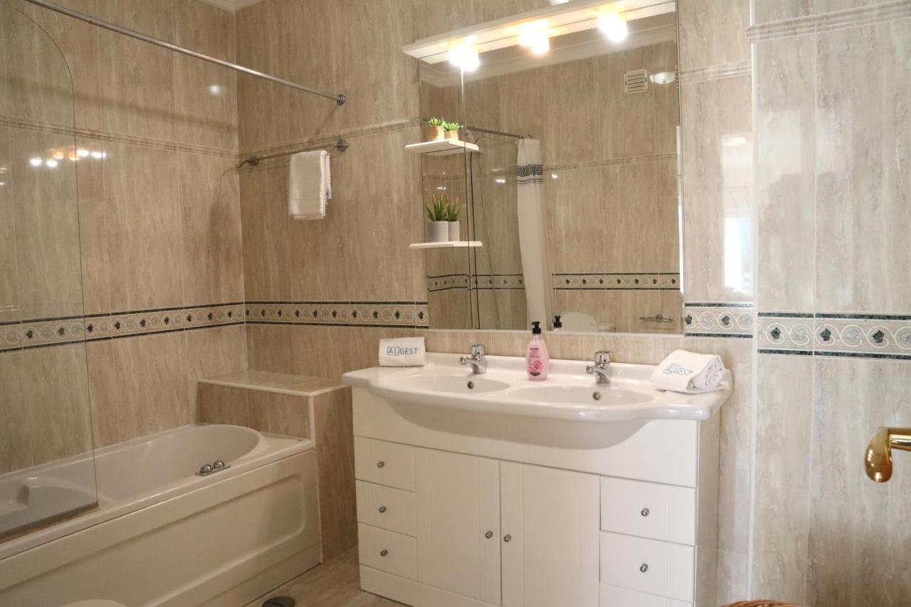 Rocha Beach Flat By Algest Portimao Bagian luar foto